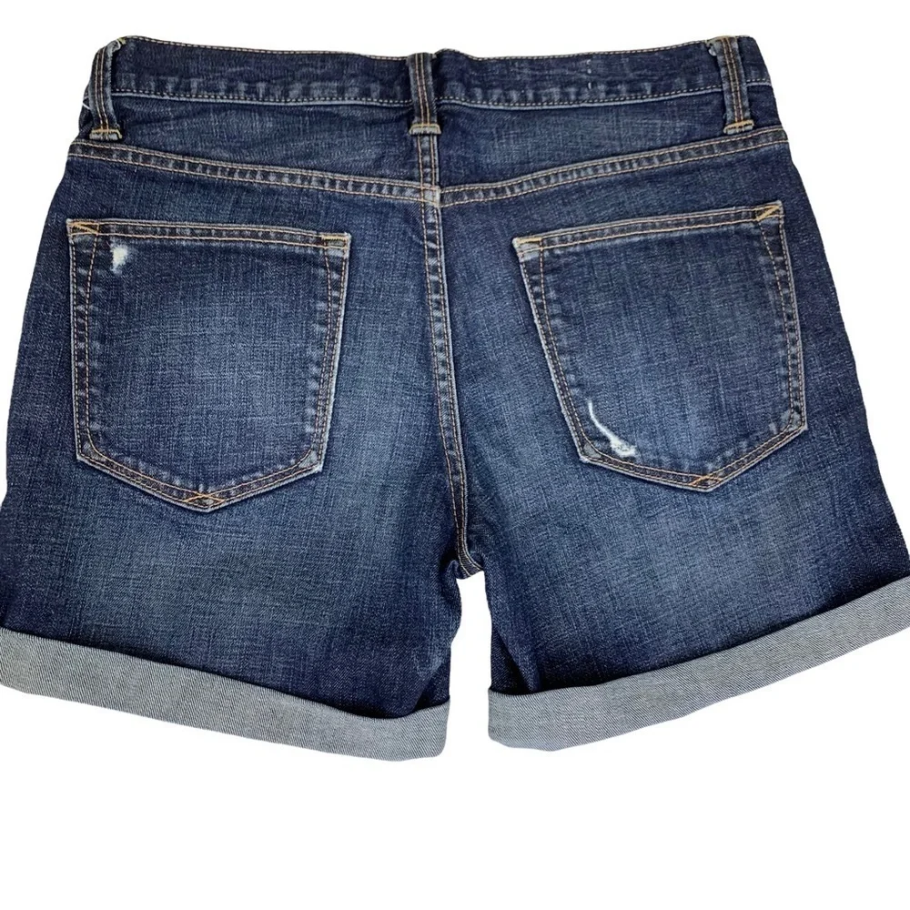 GAP 5” Mid Rise Sexy Boyfriend Denim Light Distressed Cuffed Shorts Size 26 NWOT